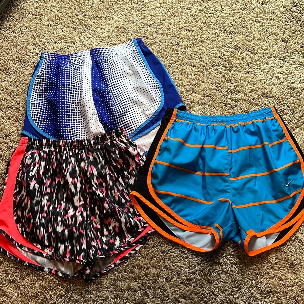 Womens Nike Small athletic shorts